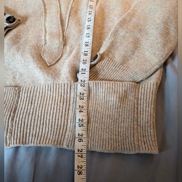 Chloe Beige Wool Deep V Cardigan w/Pockets & Buttons - Picture 8 of 11